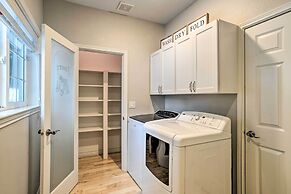 Klamath Falls Home w/ Resort Amenities!