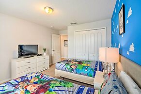 5 Mi to Disney: Paradise Palms Retreat w/ Lanai