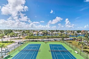 Coastal Hudson Condo w/ Gulf Front Views!