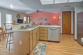 Pristine Spring Hill House w/ Private Pool & Lanai