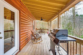 Deck & Fire Pit: Smoky Mountain Cabin Hideaway!