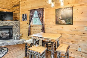 Deck & Fire Pit: Smoky Mountain Cabin Hideaway!