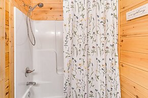 Fireside Gatherings: Smoky Mtn Cabin Hideaway!