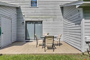 Swansboro Coastal Home < 3 Mi to State Park!