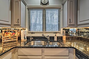 Resort-style Harbor Springs Home Near Ski Resort!