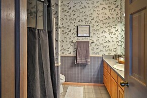 Resort-style Harbor Springs Home Near Ski Resort!