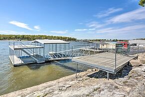 Spectacular Duck Creek Waterfront Retreat w/ Dock!