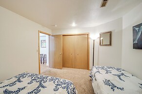 Modern Retreat w/ Hot Tub - Steps to Lake Chelan!