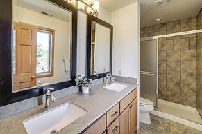 Modern Retreat w/ Hot Tub - Steps to Lake Chelan!