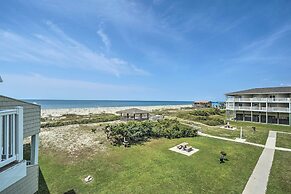 Oak Island Beachfront Condo w/ Community Pool