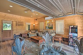 Luxury Lodge: Hot Tub, Snowmobiling & ATV Access!