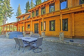Luxury Lodge: Hot Tub, Snowmobiling & ATV Access!