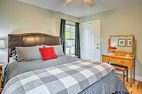 Sweet Vacation Cottage w/ Deck & Grill!