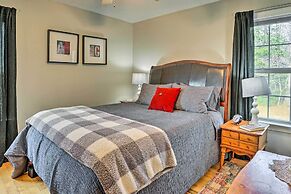 Sweet Vacation Cottage w/ Deck & Grill!