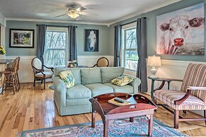 Sweet Vacation Cottage w/ Deck & Grill!