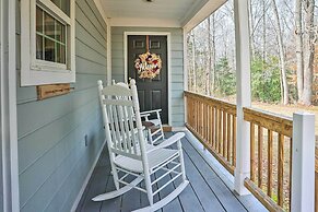 Sweet Vacation Cottage w/ Deck & Grill!