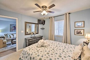 Hilton Head Condo: Beach Supplies, Walk to Shore!