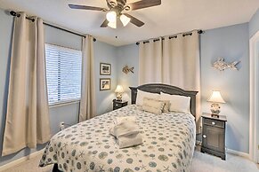 Hilton Head Condo: Beach Supplies, Walk to Shore!