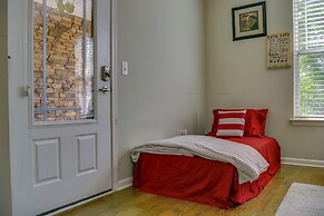 Sunny Apex Vacation Rental w/ Pool Access!