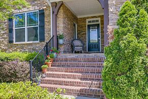 Sunny Apex Vacation Rental w/ Pool Access!