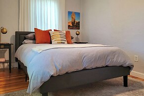 Half-mi to Riverwalk: Midtown Reno Oasis!