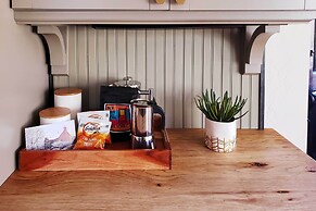 Half-mi to Riverwalk: Midtown Reno Oasis!