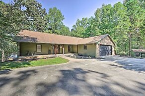 Lakefront Anderson Paradise: Dock, Fire Pit!