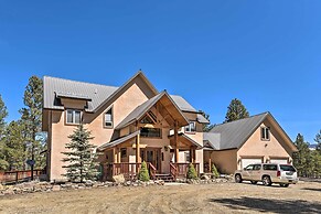 Grand Angel Fire Retreat w/ Hot Tub & Fire Pit!