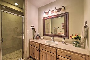 Grand Angel Fire Retreat w/ Hot Tub & Fire Pit!