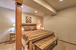 Grand Angel Fire Retreat w/ Hot Tub & Fire Pit!