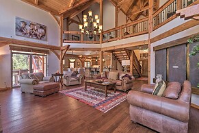 Grand Angel Fire Retreat w/ Hot Tub & Fire Pit!