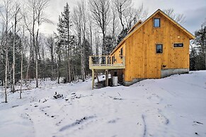 Newly Built Cabin w/ Hot Tub - 16 Mi to Stowe Mtn!
