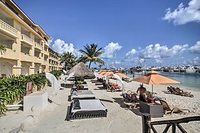 Private Balcony w/ Views: Oceanfront Cancun Condo!