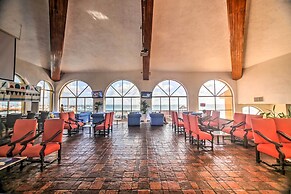 Private Balcony w/ Views: Oceanfront Cancun Condo!