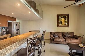 Private Balcony w/ Views: Oceanfront Cancun Condo!