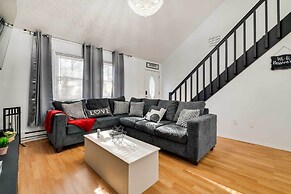 Community Perks & Deck: Charming Poconos Home!