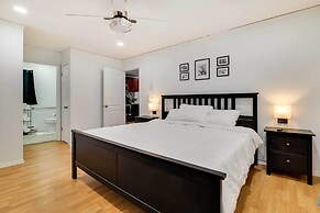 Community Perks & Deck: Charming Poconos Home!