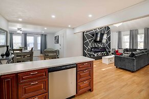 Community Perks & Deck: Charming Poconos Home!