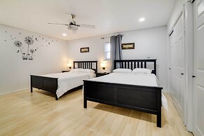 Community Perks & Deck: Charming Poconos Home!