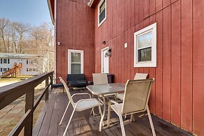 Community Perks & Deck: Charming Poconos Home!
