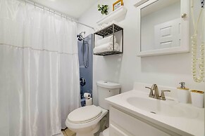 Community Perks & Deck: Charming Poconos Home!