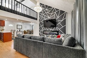 Community Perks & Deck: Charming Poconos Home!