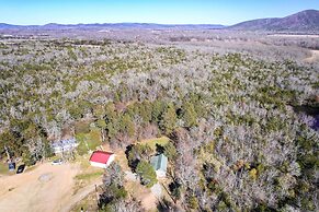 Clayton Cabin Rental Near Sardis Lake!