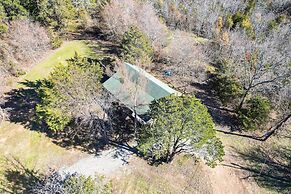 Clayton Cabin Rental Near Sardis Lake!