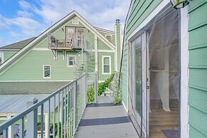 Epic Brunswick Apartment With Deck!