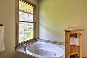 Spacious Lexington Home w/ Breathtaking Views