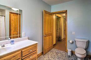 Spacious Lexington Home w/ Breathtaking Views