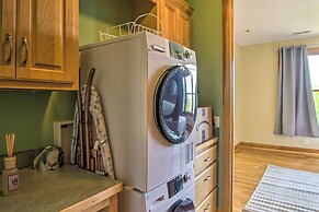 Spacious Lexington Home w/ Breathtaking Views