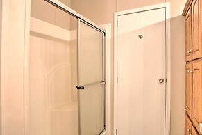 Spacious House ~ 1 Mi to Lake & Boat Ramp!