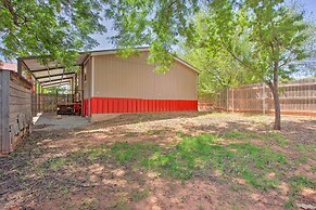 Spacious House ~ 1 Mi to Lake & Boat Ramp!